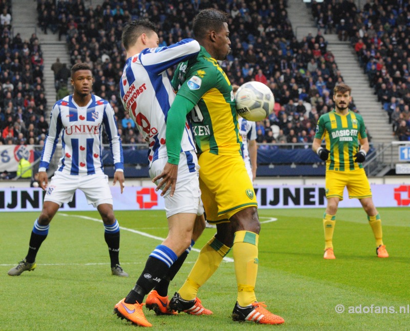 ado den Haag  wint met 4-0 van sc heerenveen