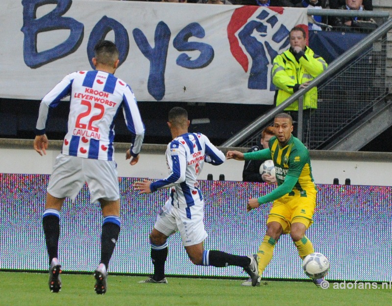 ado den Haag  wint met 4-0 van sc heerenveen