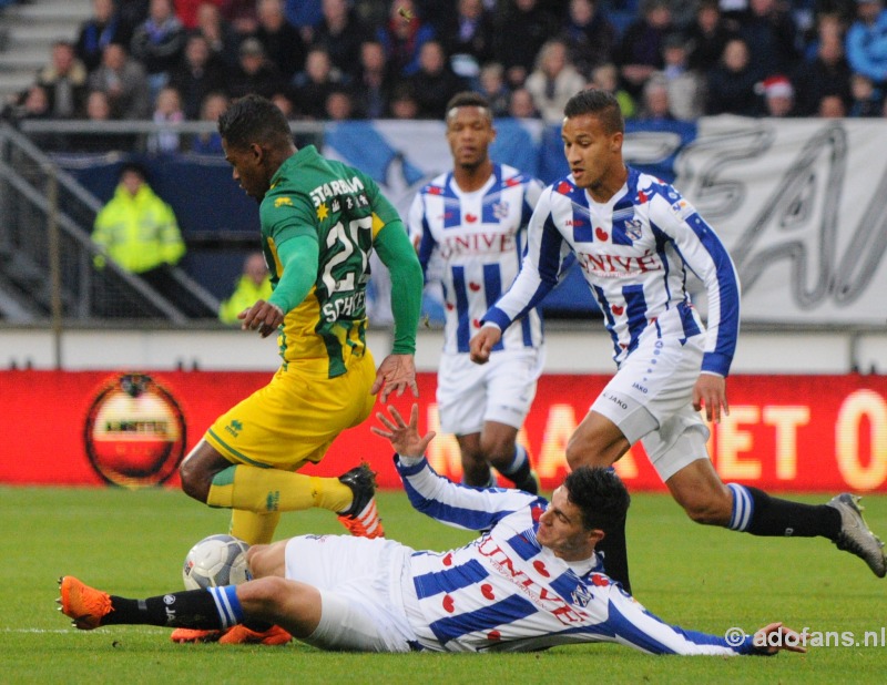 ado den Haag  wint met 4-0 van sc heerenveen