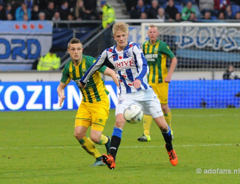 ado den Haag  wint met 4-0 van sc heerenveen