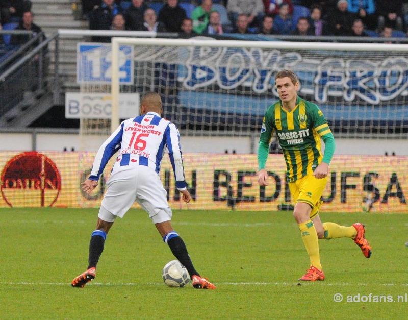 ado den Haag  wint met 4-0 van sc heerenveen