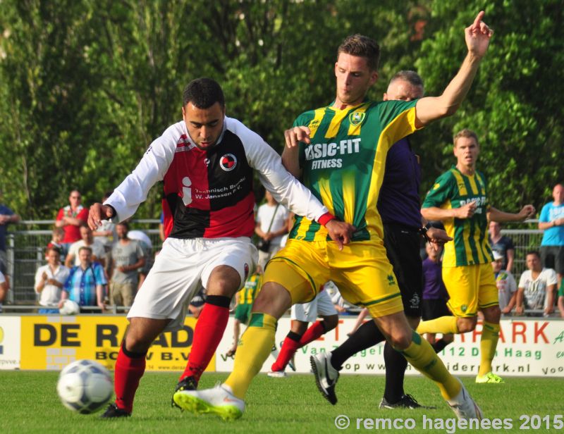 ADO Den Haag wint oefenduel tegen laakkwartier met 1-12