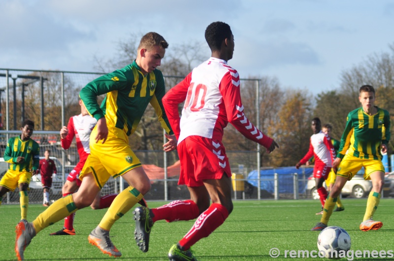 ado den haag jeugd