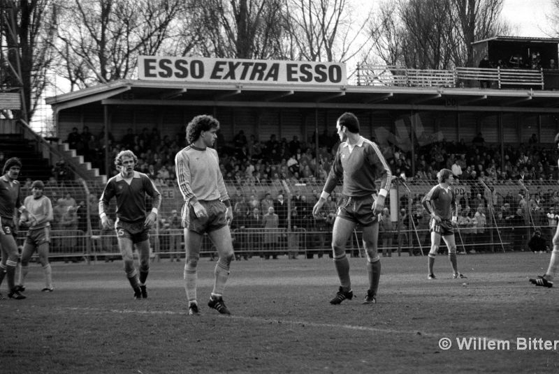 Oud PRO-FC fotograaf Willem Bitter overleden, FC Den Haag , ADO Den Haag