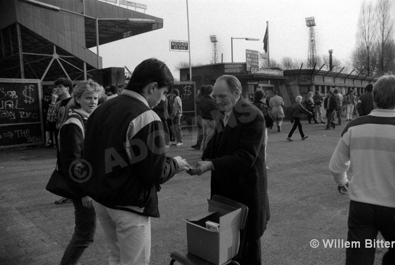 Oud PRO-FC fotograaf Willem Bitter overleden, FC Den Haag , ADO Den Haag