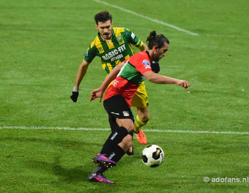 ADO Den Haag Kansloos ten onder tegen NEC in eredivisie