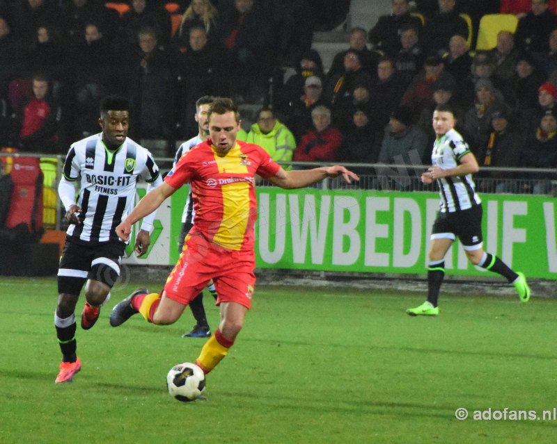 ADO Den Haag gekraakt door Go Ahead Eagles in degradatiekraker