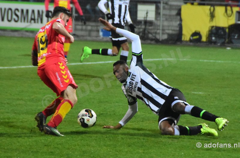 ADO Den Haag gekraakt door Go Ahead Eagles in degradatiekraker