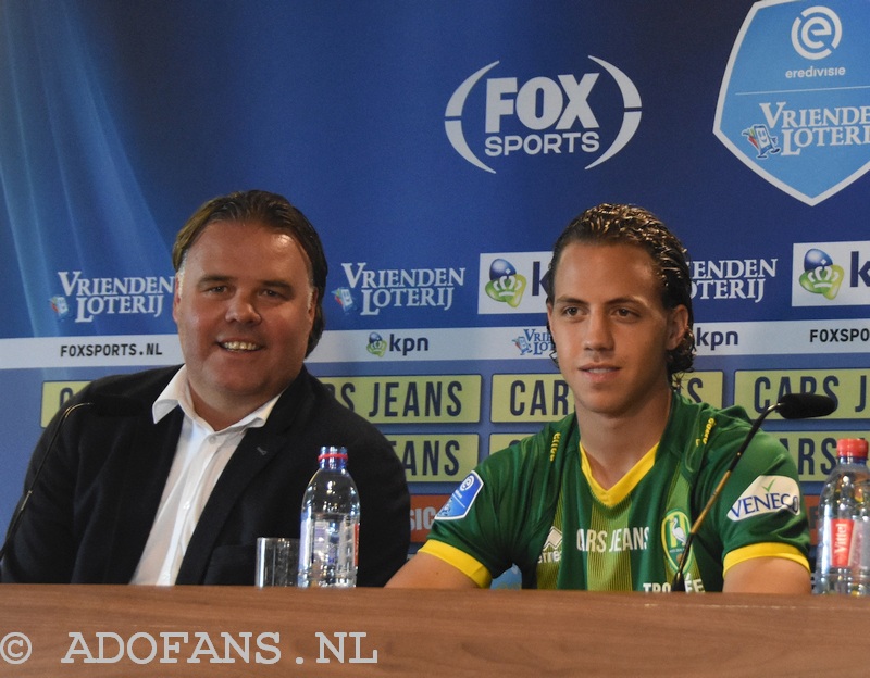 ADO Den Haag  Tomas Necid en Giovanni Troupee