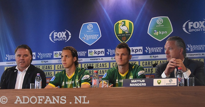 ADO Den Haag  Tomas Necid en Giovanni Troupee