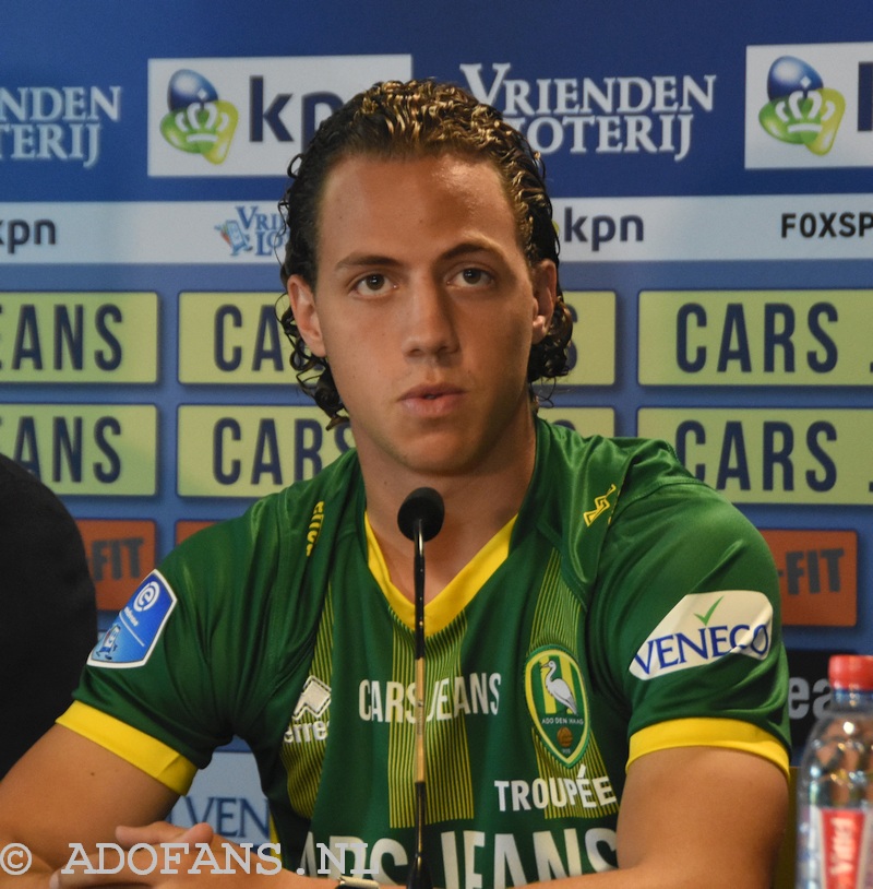 ADO Den Haag  Tomas Necid en Giovanni Troupee