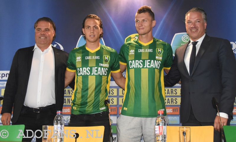 ADO Den Haag  Tomas Necid en Giovanni Troupee