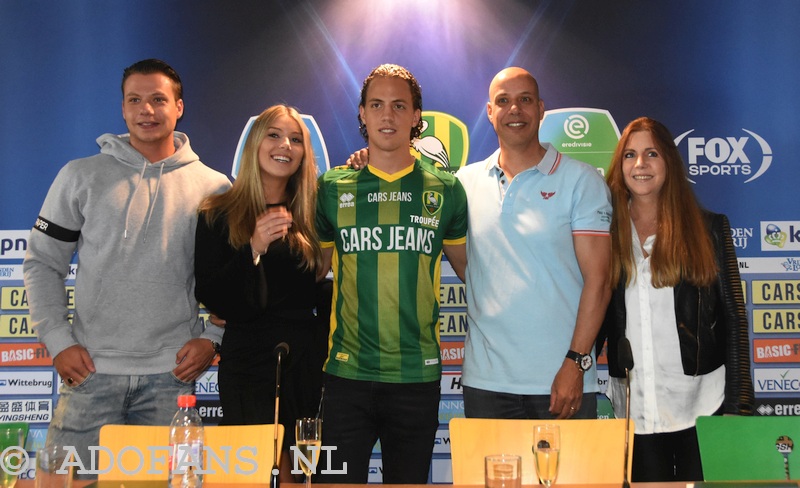 ADO Den Haag  Tomas Necid en Giovanni Troupee