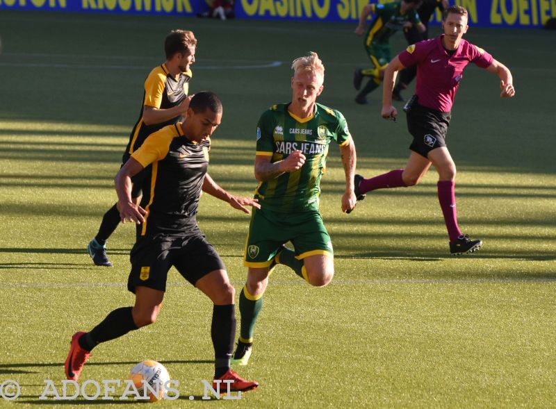 ADO Den Haag , Aris Thessaloniki, Lex Immers, Christiaan Bax scheidsrechter