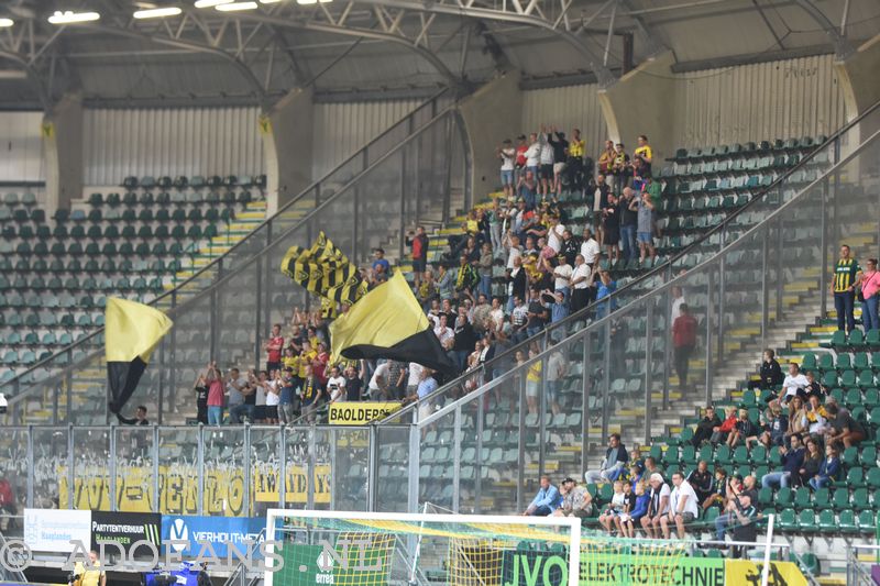 ADO Den Haag op karakter langs VVV Venlo