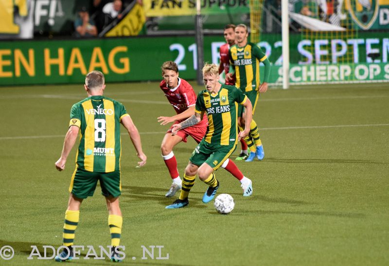 ADO Den Haag op karakter langs VVV Venlo