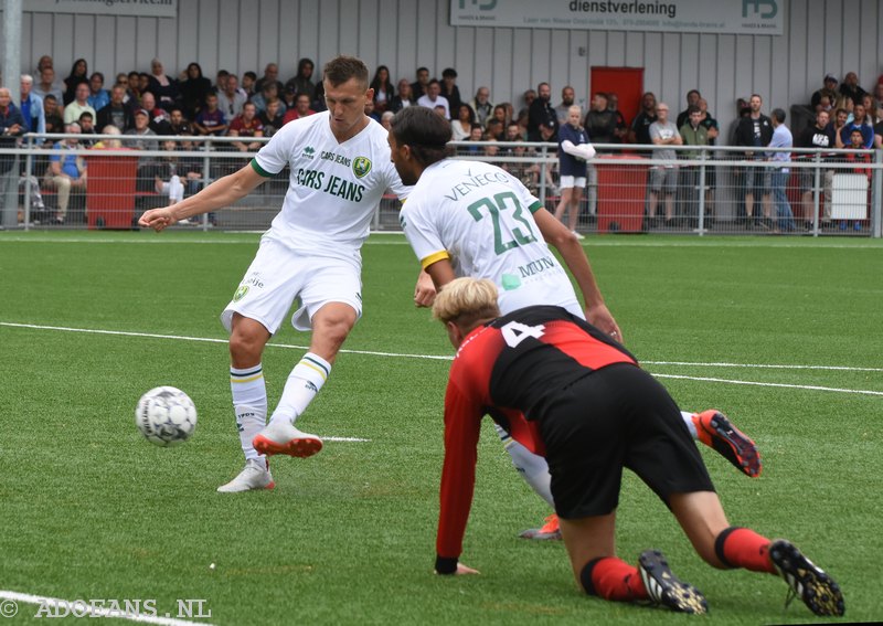 oefenwedstrijd HVV Laakkwartier ADO Den Haag