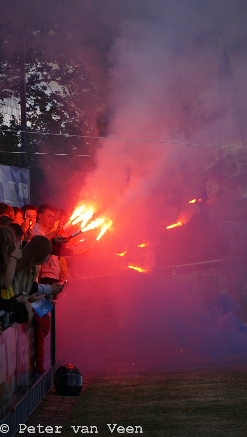 vv Serooskere, ADO Den Haag 