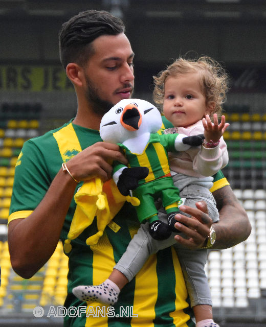 Ricardo Kishna met dochter ADO Den Haag