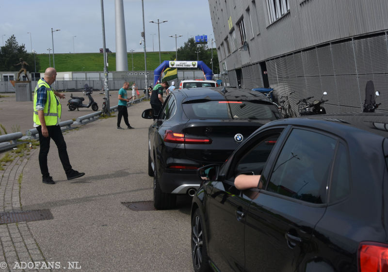 ADO Den Haag Drive thru tenue verkoop