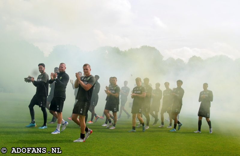 foto's eerste training ADO Den Haag  seizoen 2022-2023