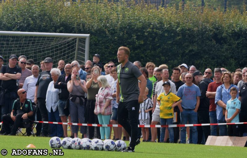 foto's eerste training ADO Den Haag  seizoen 2022-2023