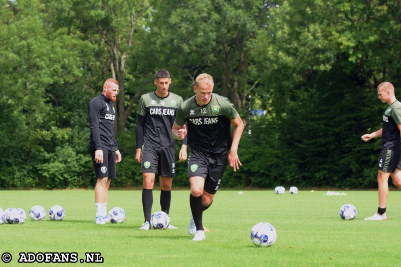 foto's eerste training ADO Den Haag  seizoen 2022-2023