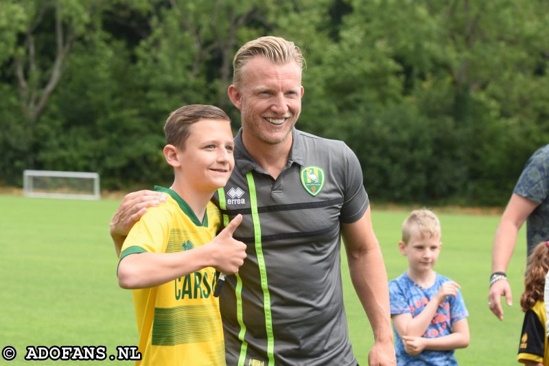 foto's eerste training ADO Den Haag  seizoen 2022-2023