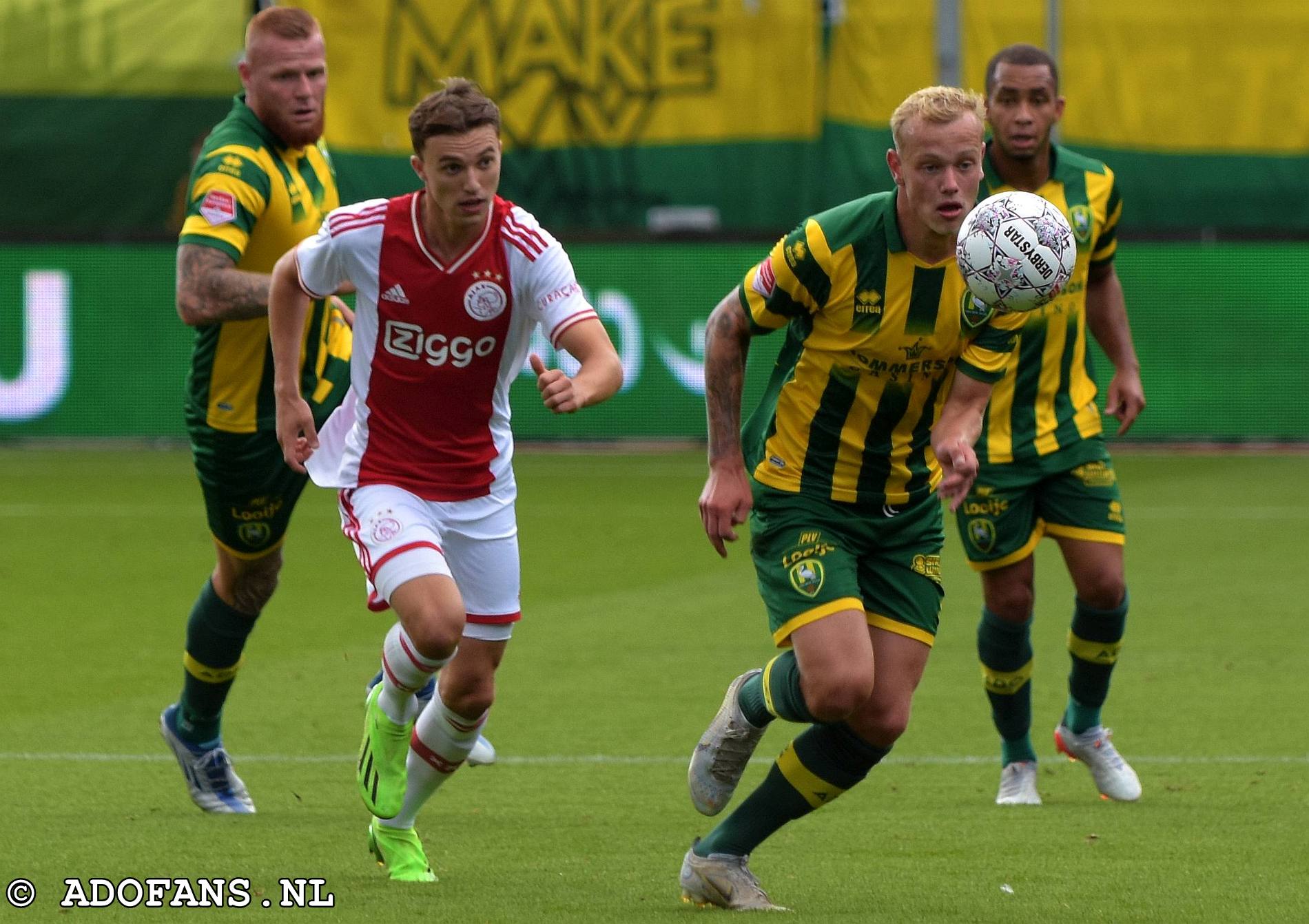 ADO Den Haag Wint van jong Ajax