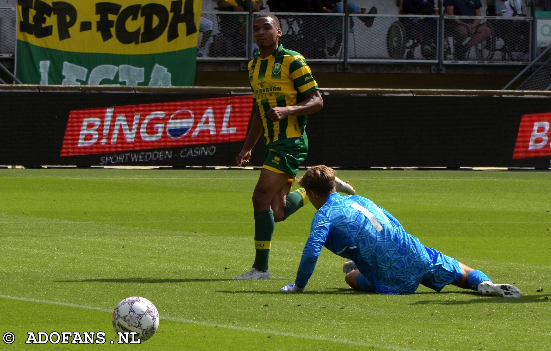 ADO Den Haag Wint van jong Ajax