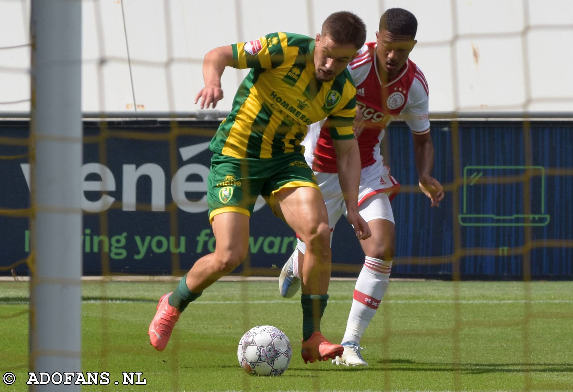 ADO Den Haag Wint van jong Ajax