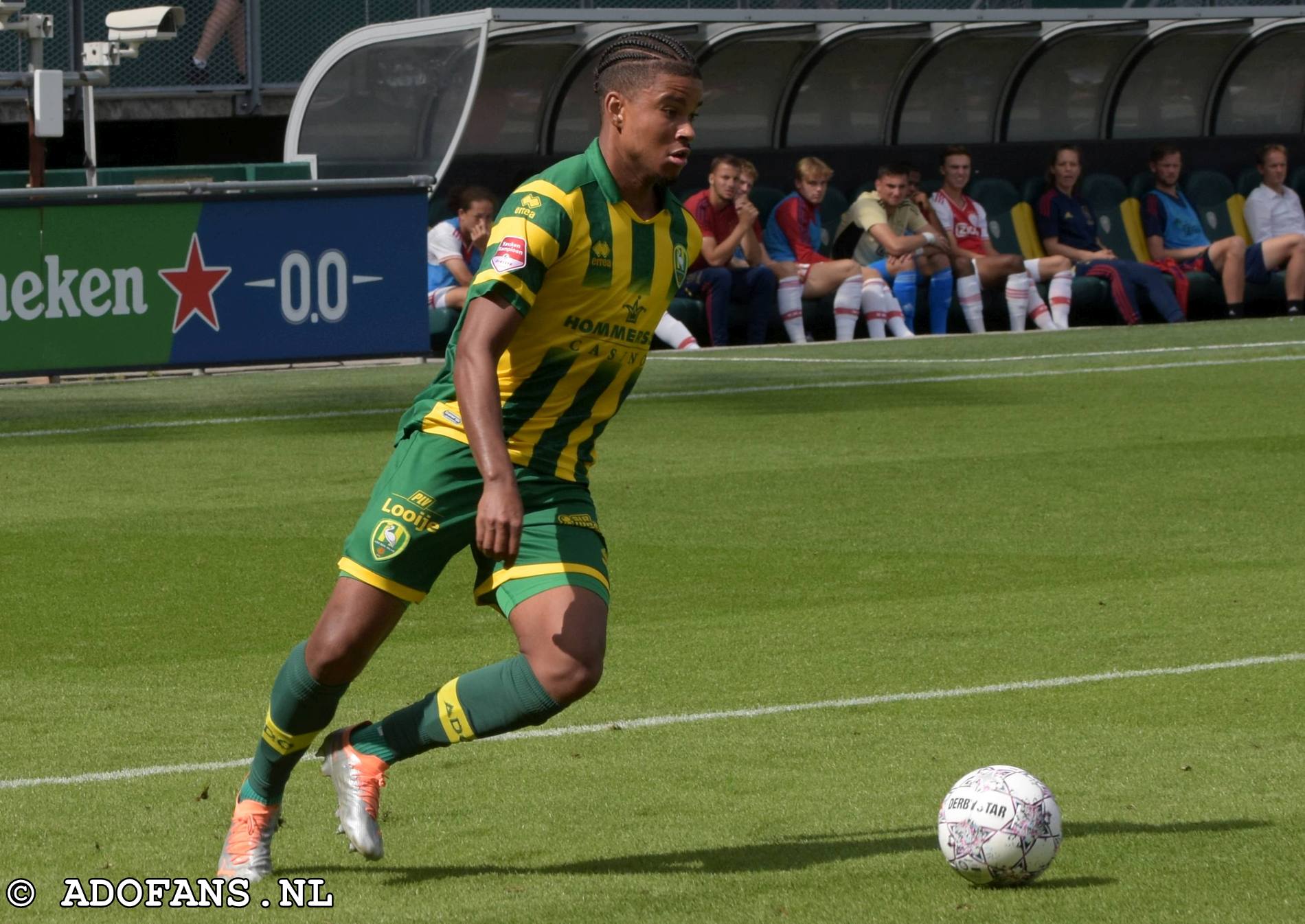 ADO Den Haag Wint van jong Ajax