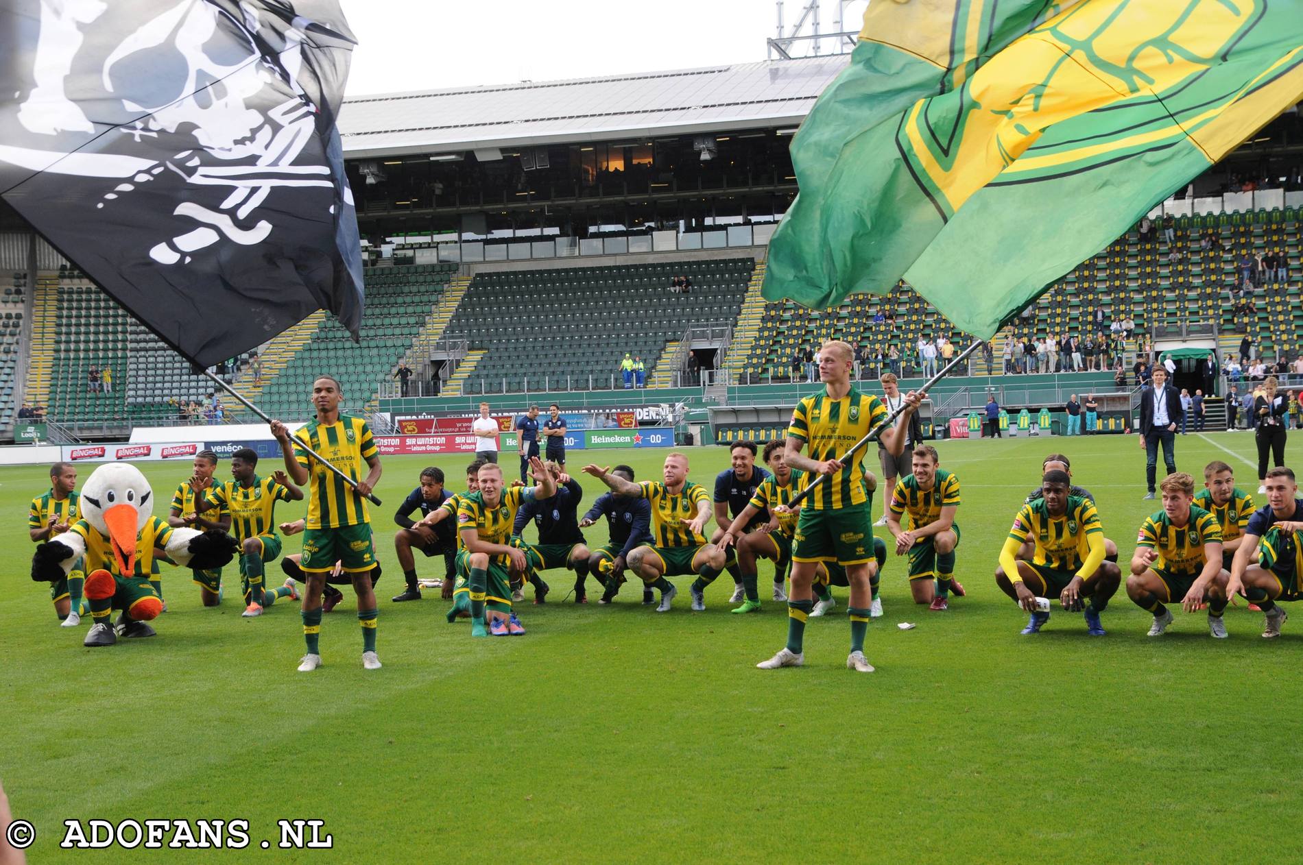 ADO Den Haag Wint van jong Ajax