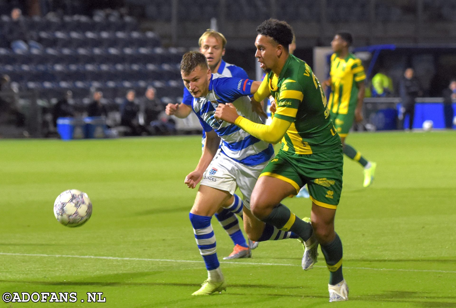 ADO Den Haag wint uit van PEC Zwolle