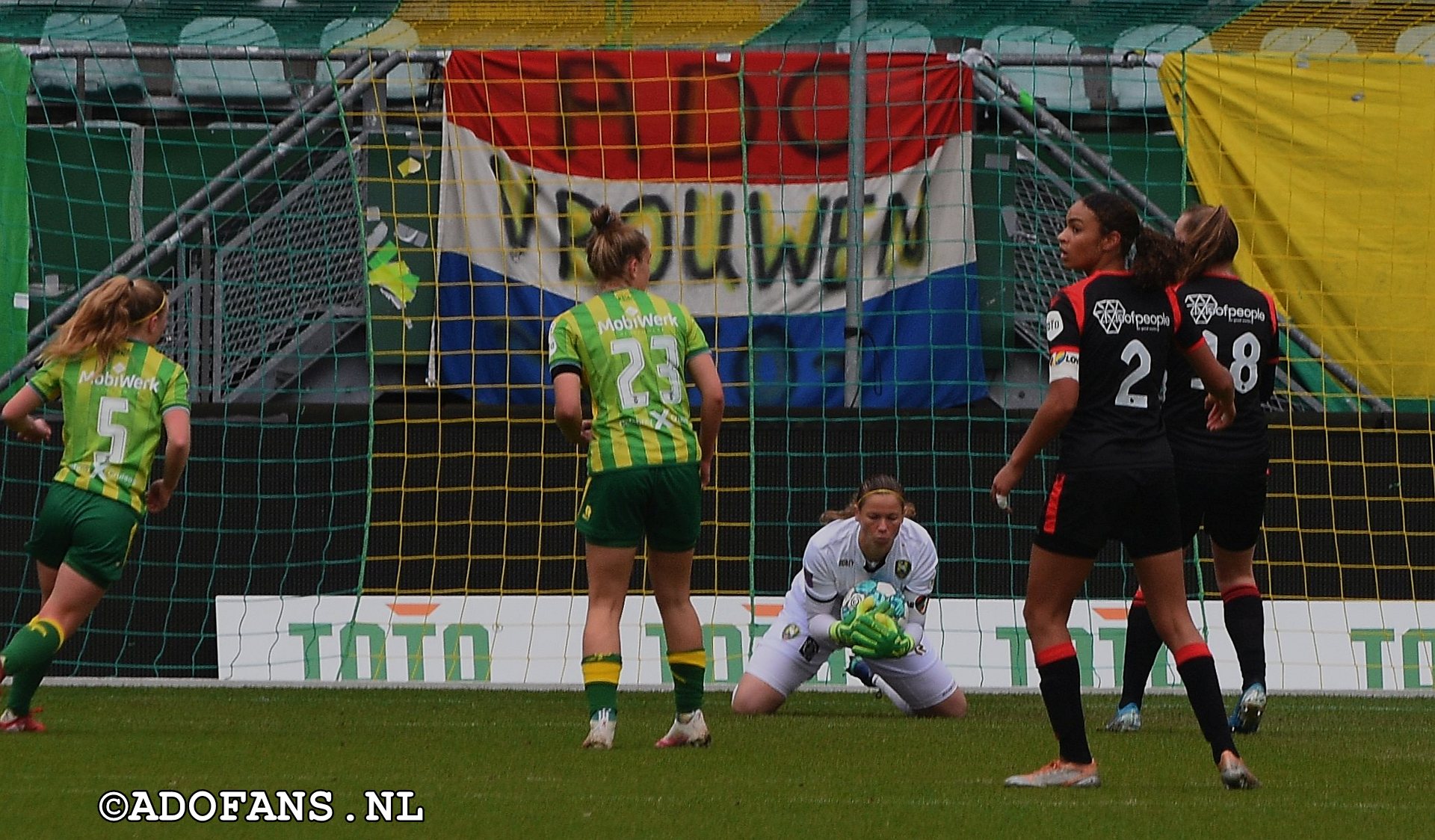 ADO Den Haag Vrouwen sc Heerenveen