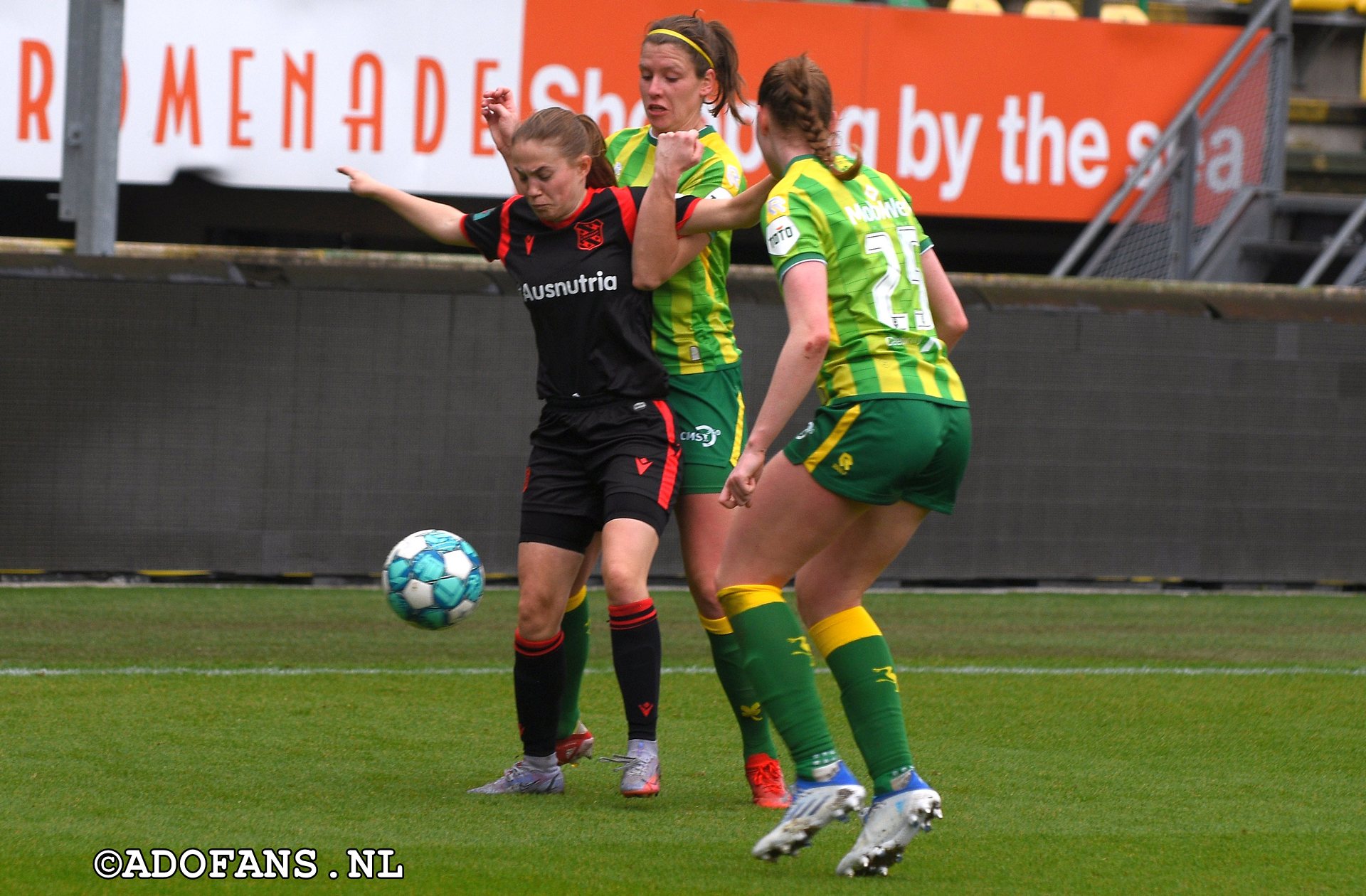 ADO Den Haag Vrouwen sc Heerenveen