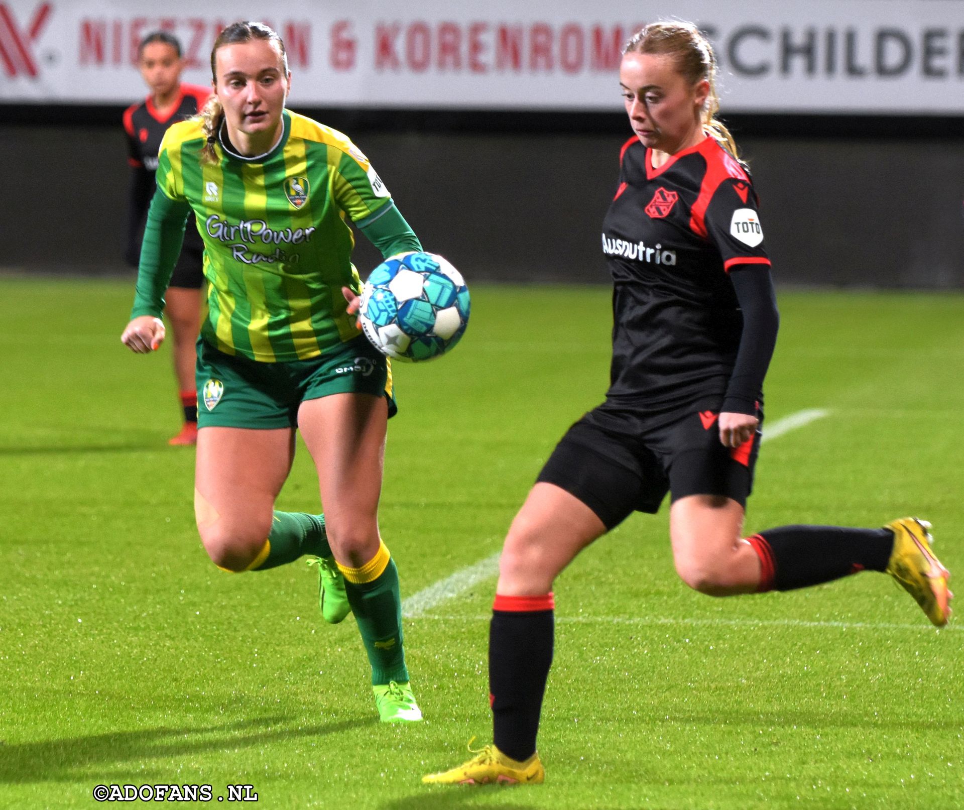 vrouwenvoetbal ADO Den Haag Sc Heereveen 