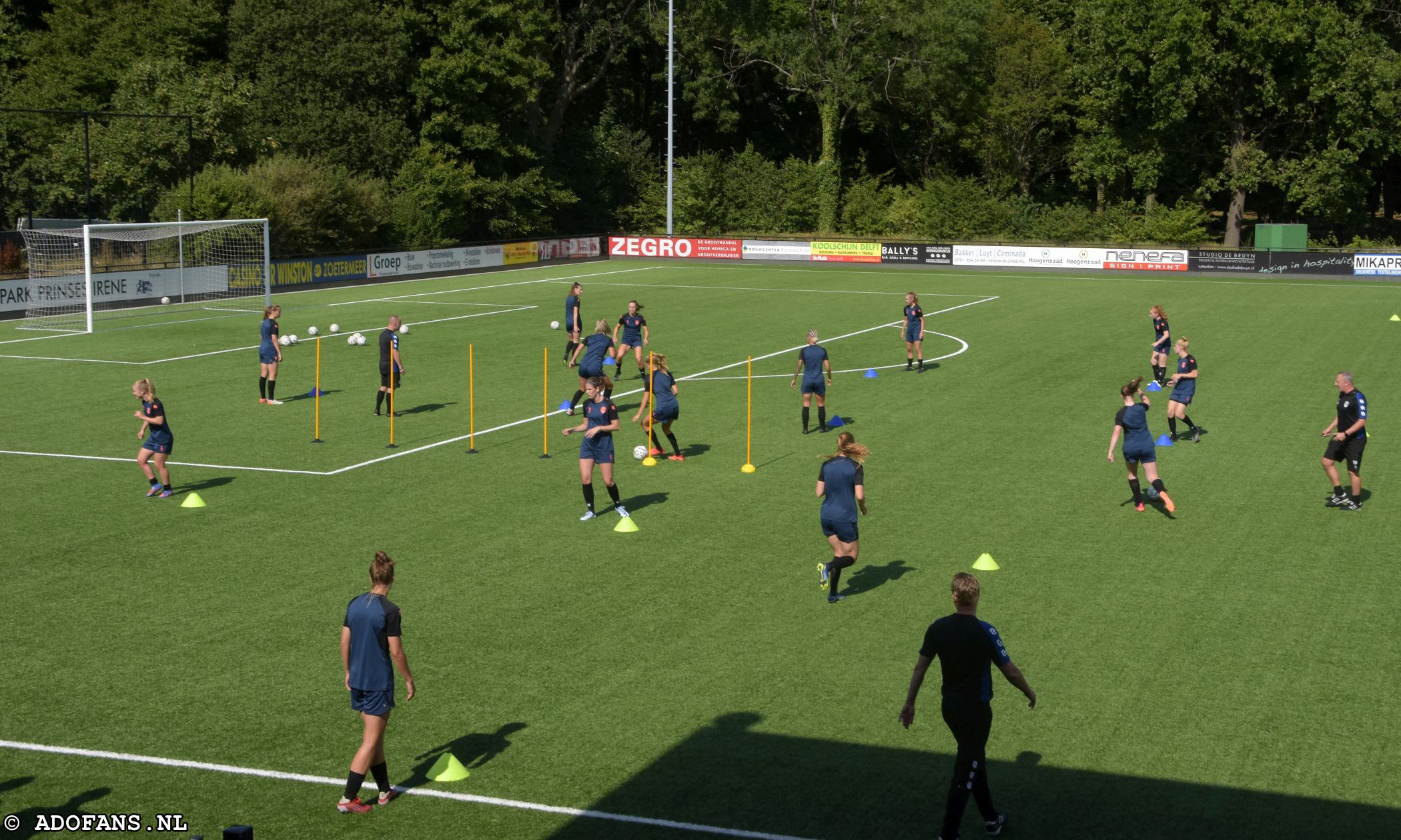 Eerste training ADO Den Haag Vrouwen