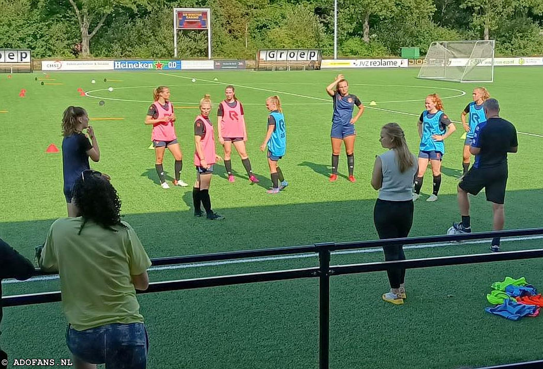 Eerste training ADO Den Haag Vrouwen