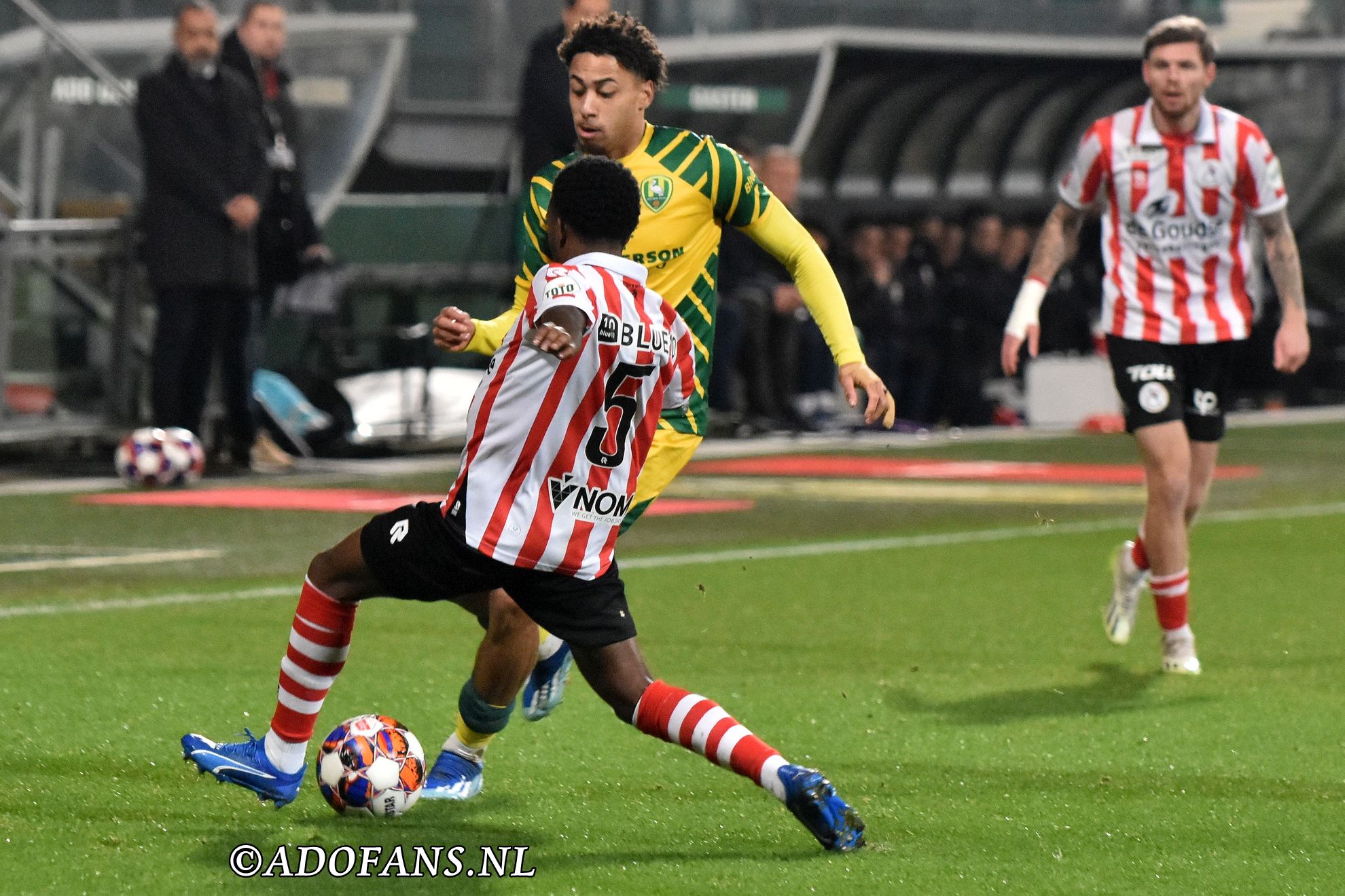 knvbbeker ADO Den Haag Verslaat Sparta Rotterdam