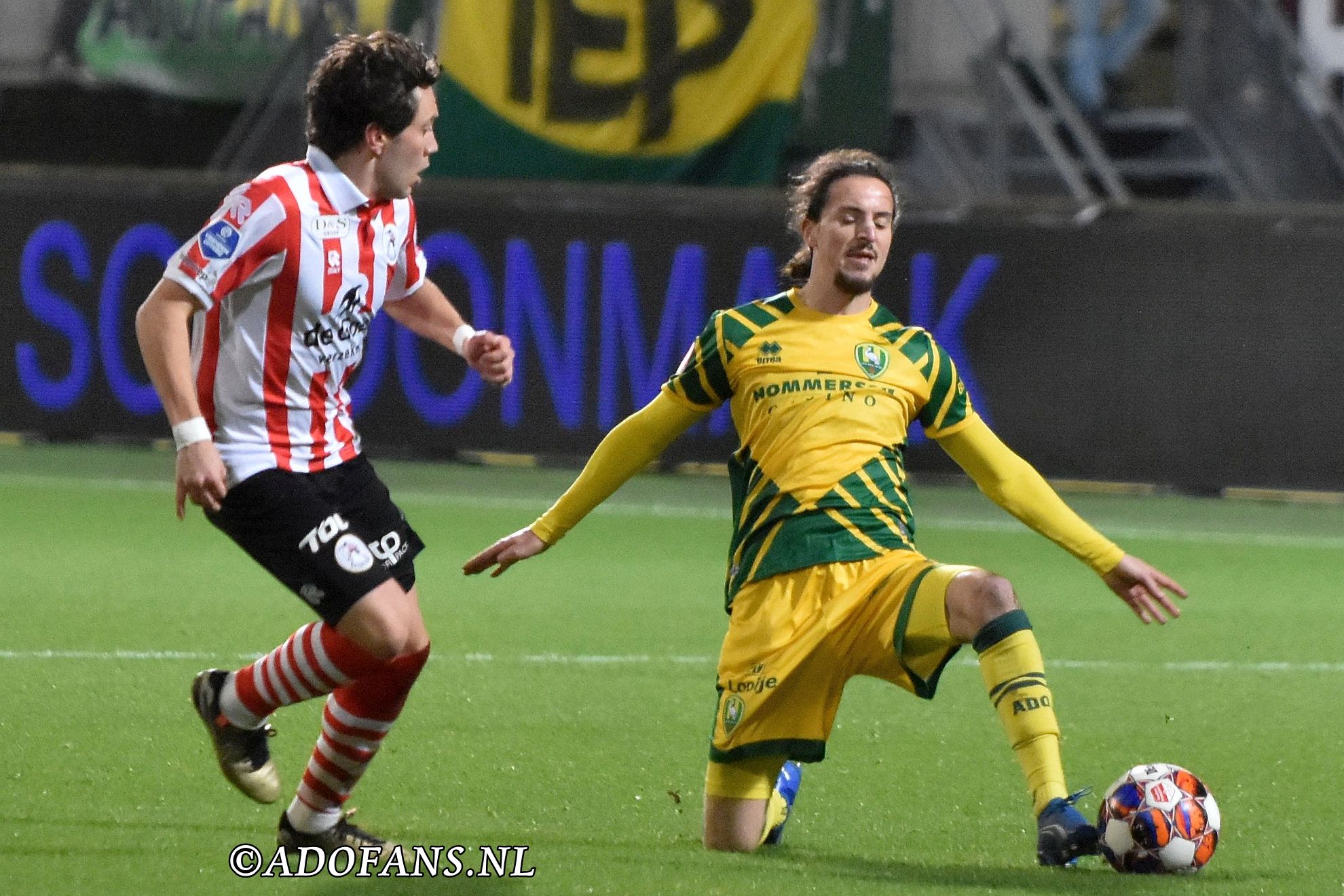 knvbbeker ADO Den Haag Verslaat Sparta Rotterdam