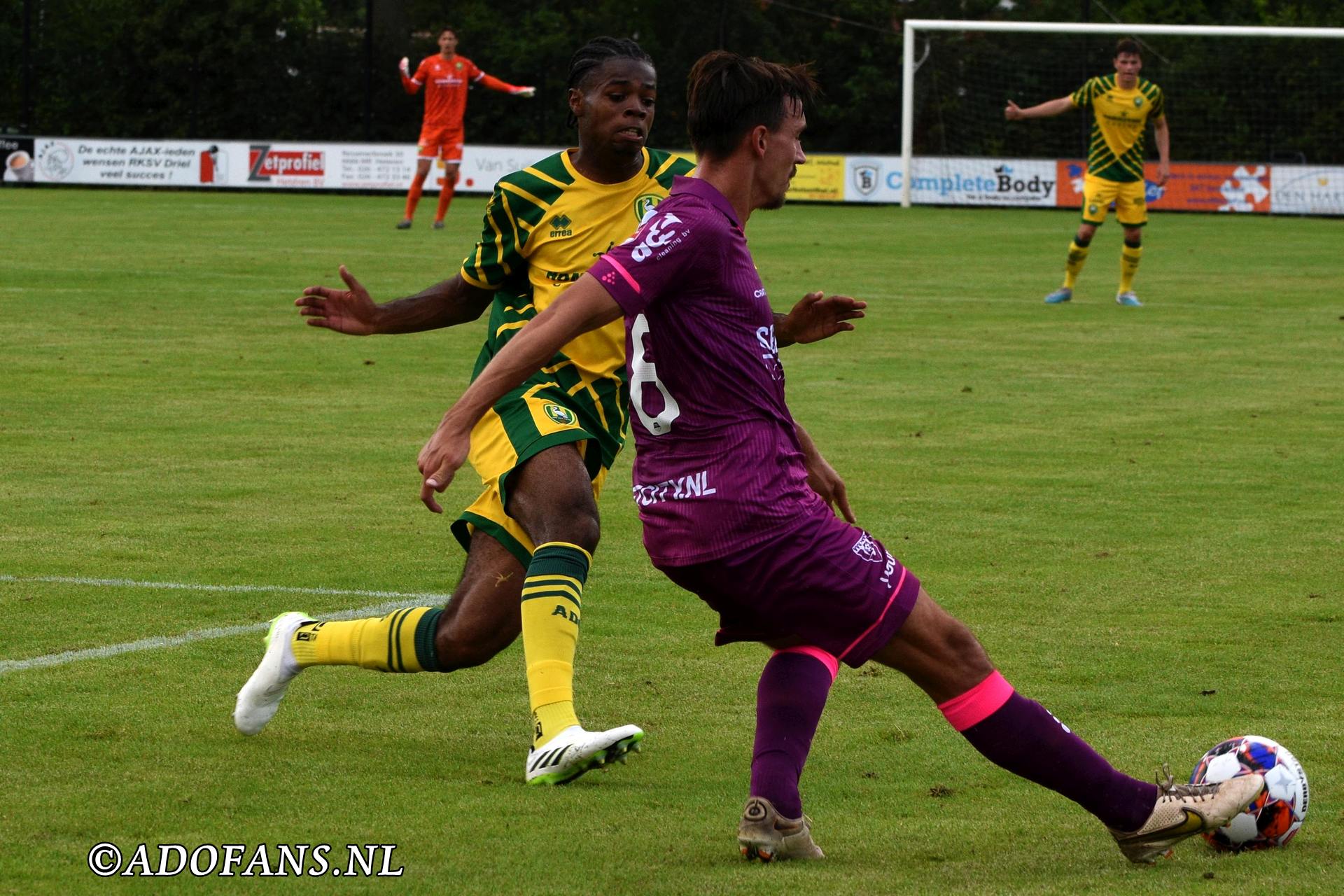 Oefenwedstrijd ADO Den Haag VVV venlo in Driel