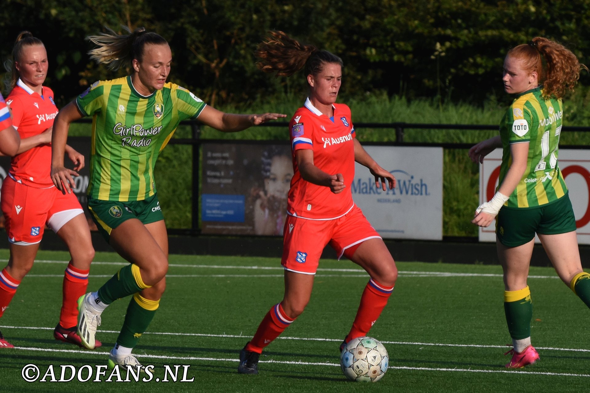 ADO Den Haag vrouwen  SC Heerenveen Vrouwen