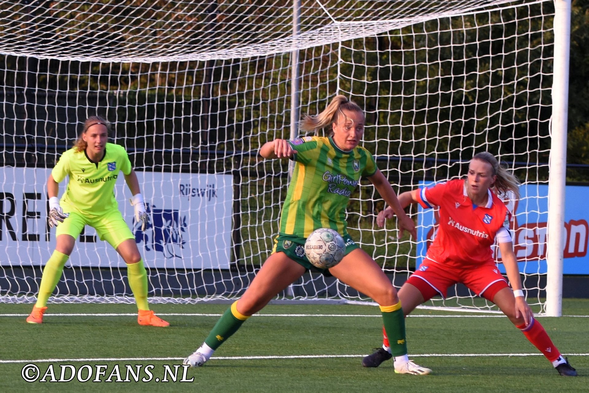 ADO Den Haag vrouwen  SC Heerenveen Vrouwen