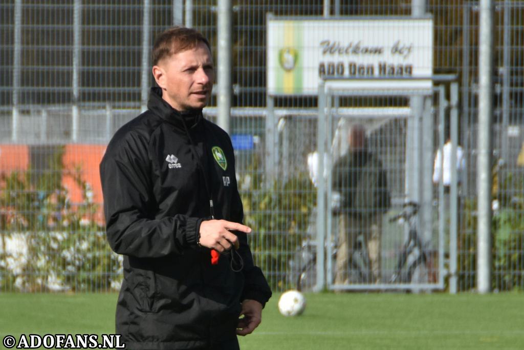 Eerste training ADO Den Haag  op nieuw Zuiderparkcomplex