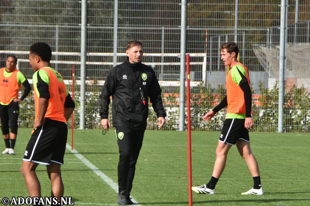 Eerste training ADO Den Haag  op nieuw Zuiderparkcomplex
