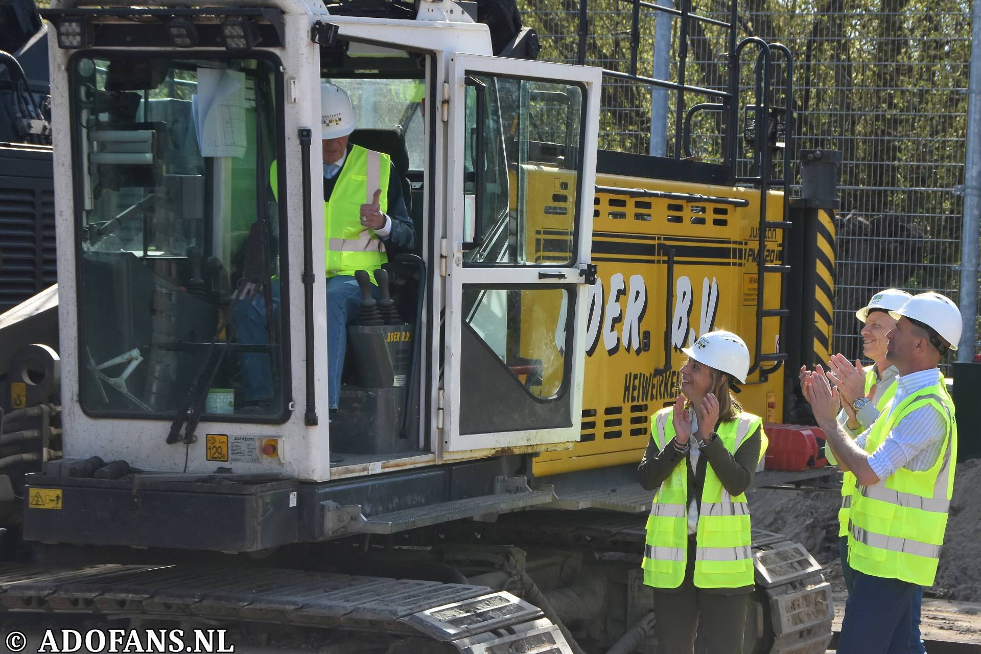 Eerste paal nieuw trainingscomplex ADO Den Haag geslagen