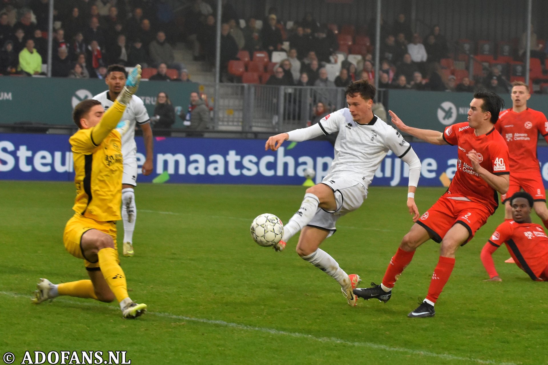 Almere city FC ADO Den Haag keukenkampioendevisie