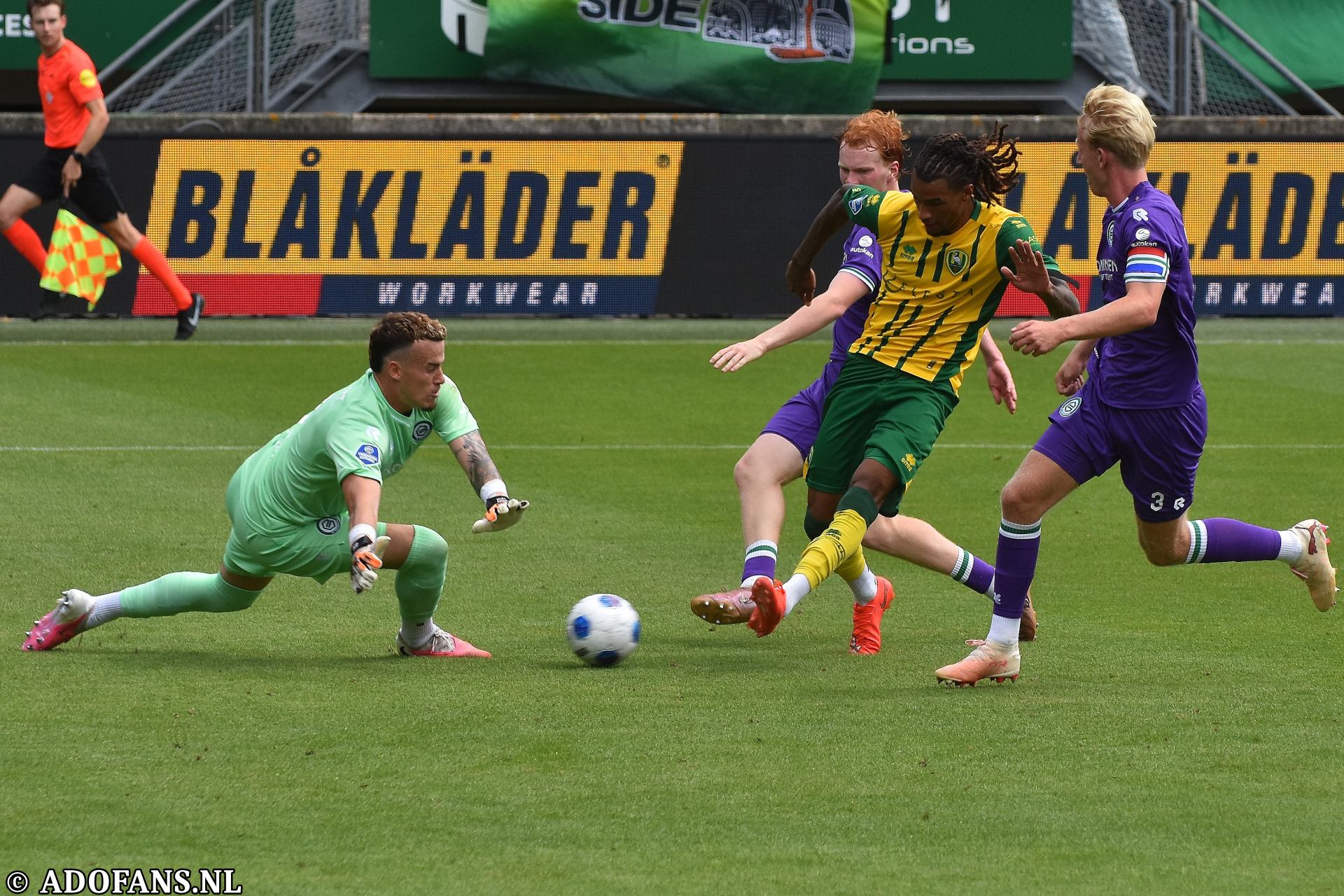 ADO Den Haag FC Groningen Eredivisiewedstrijd