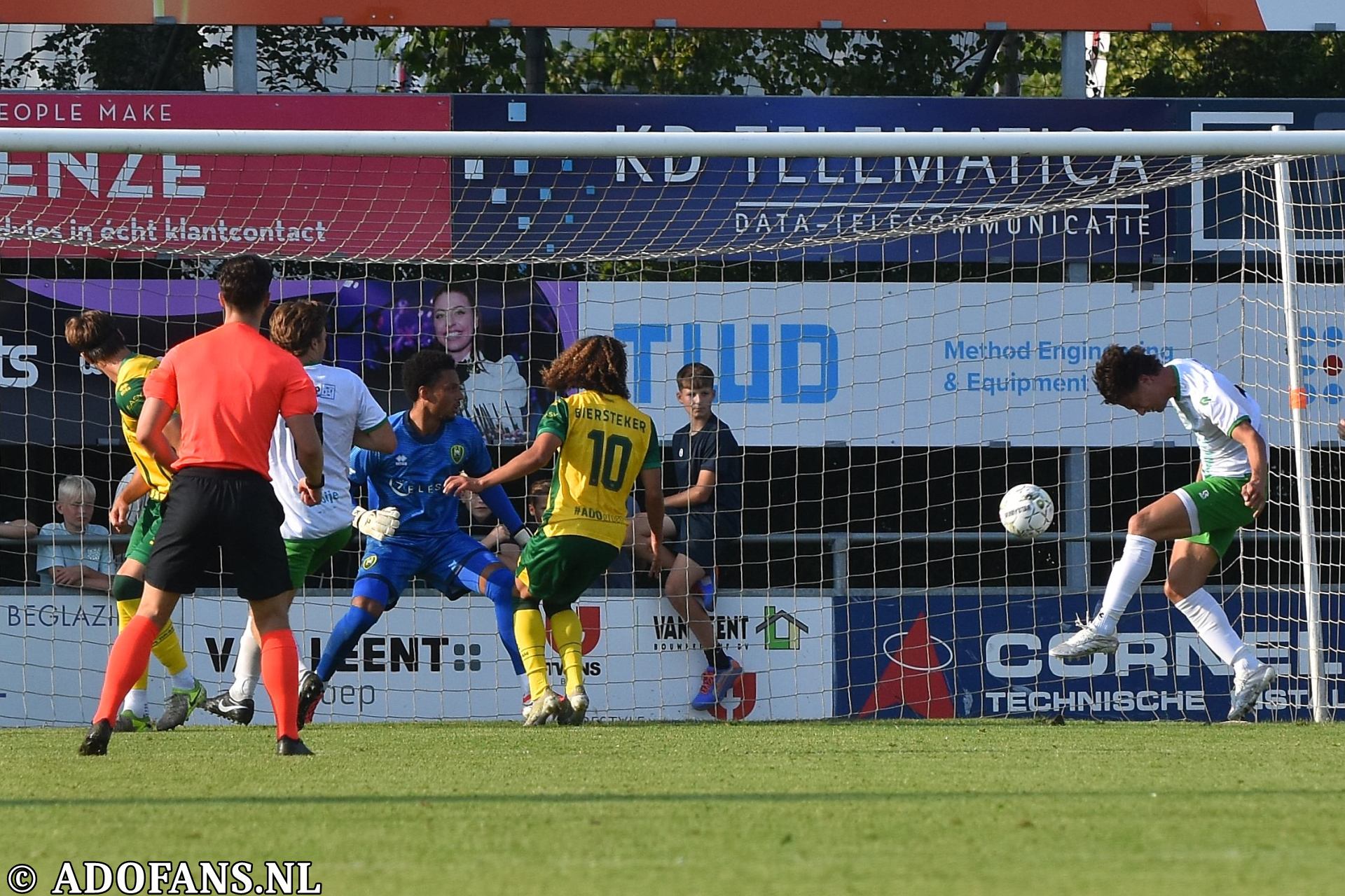 oefenwedstrijd Westlands elftal ADO Den Haag